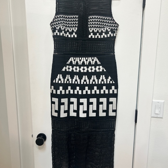 Elliatt open mesh cocktail dress - Picture 2 of 6